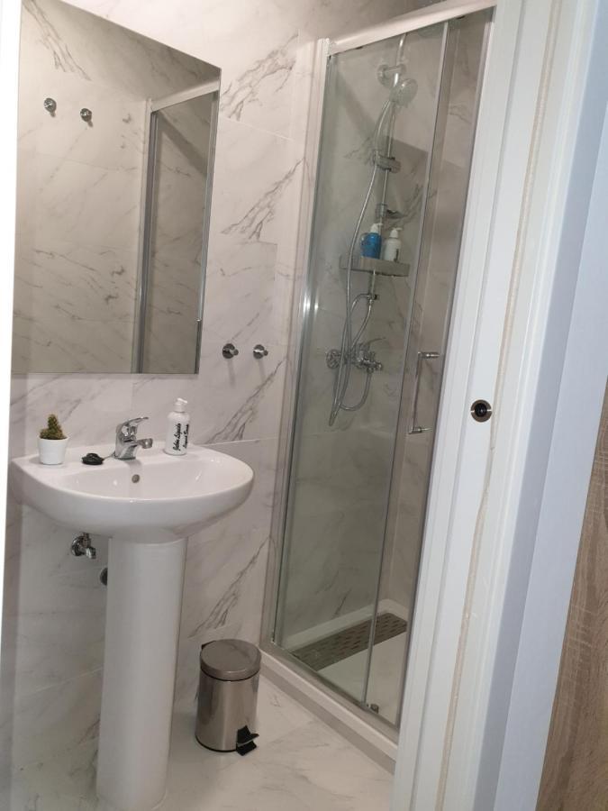 Norte Oviedo Rooms Madrid Ngoại thất bức ảnh